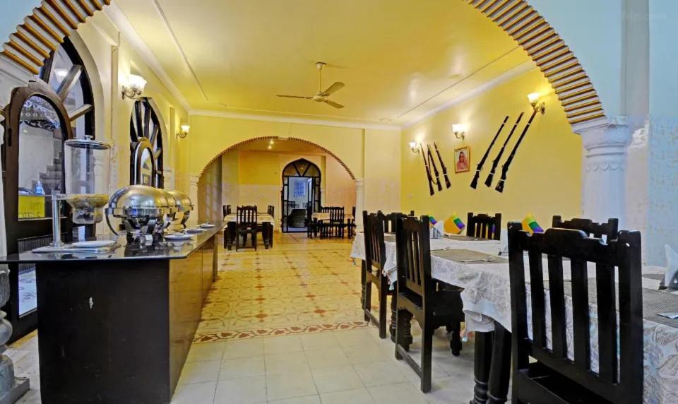 Hotel Utsav Niwas جايبور المظهر الخارجي الصورة